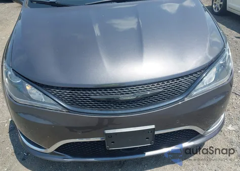 2018 Chrysler Pacifica Touring L Plus z USA, uszkodzony, nr VIN 2C4RC1EG9JR121370